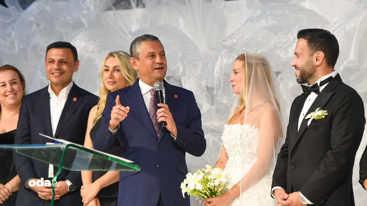 chp dugunde bulustu ozgur ozel gokan zeybekin oglunun dugunune katildi Y4BxCwxs