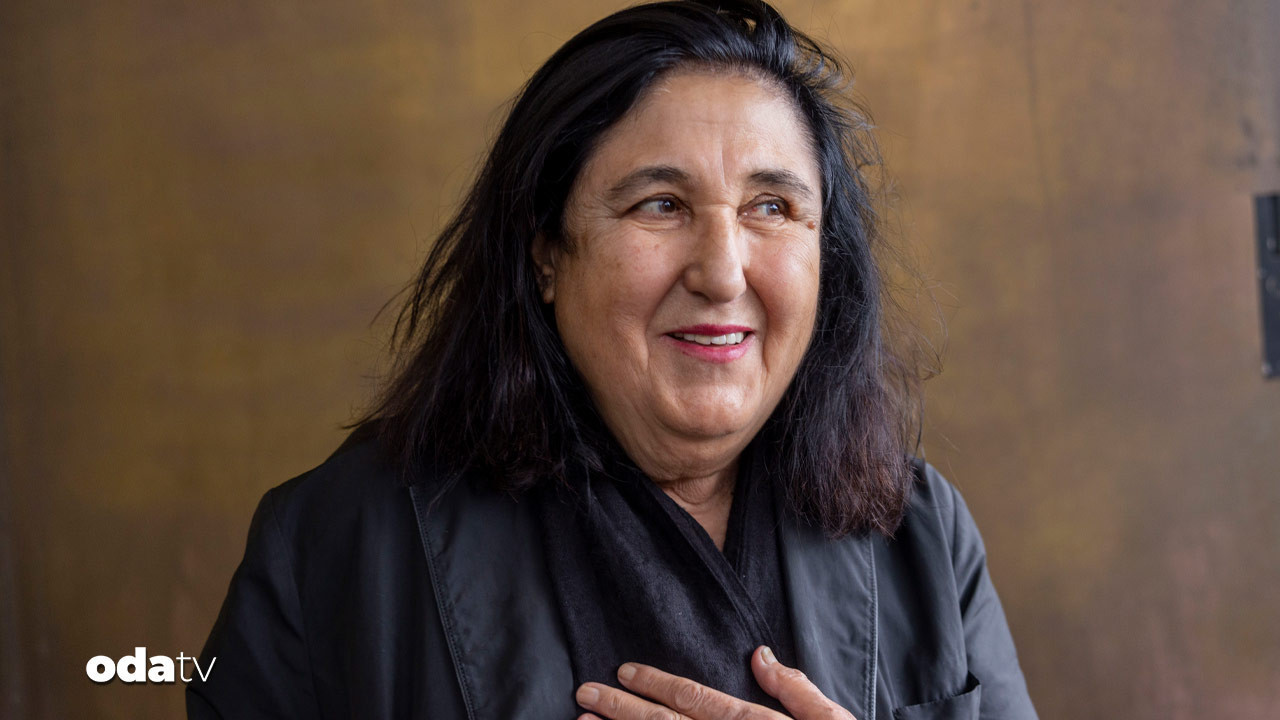 emine sevgi ozdamara almanya liyakat nisani aJNhkJge