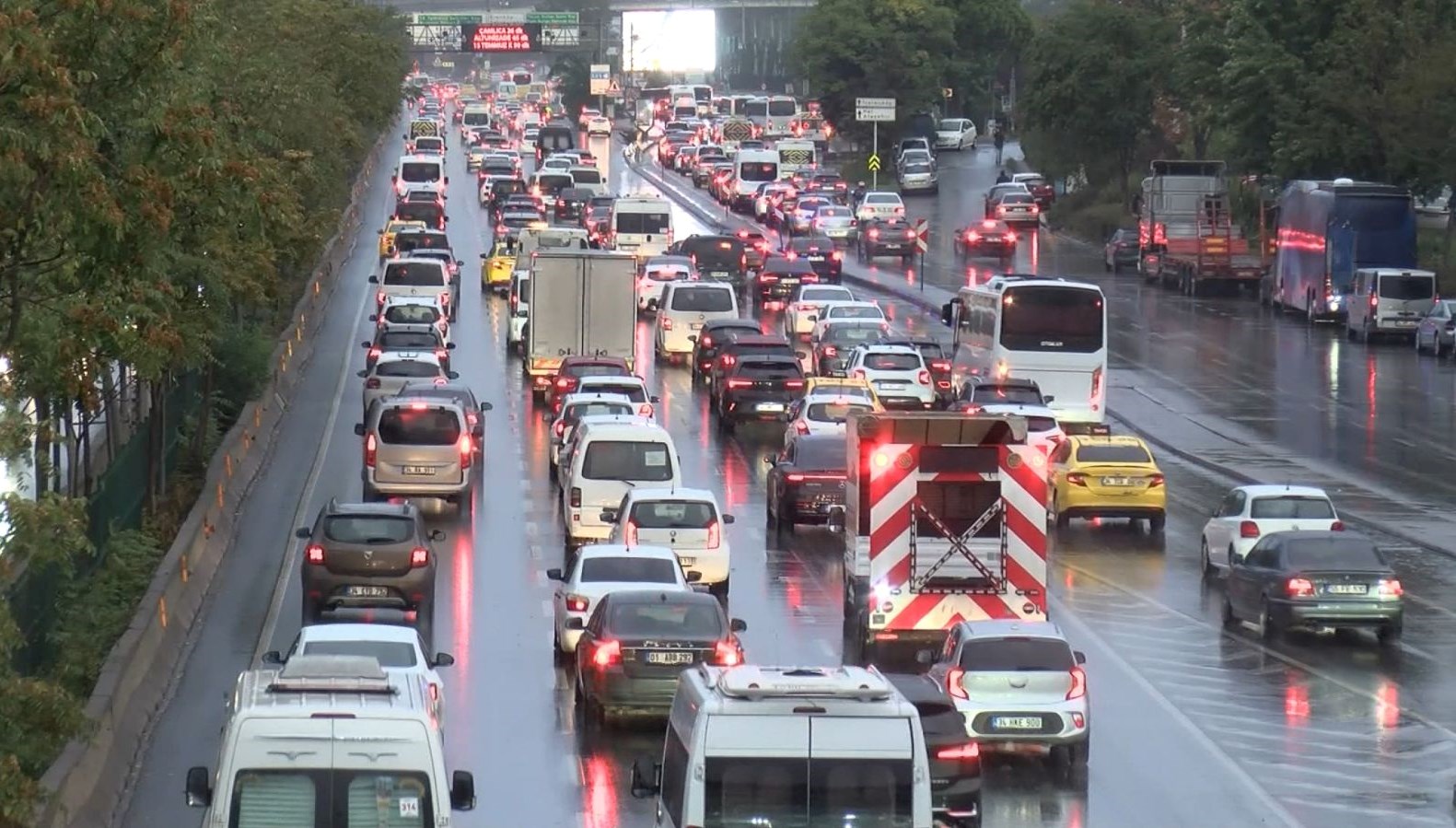 araba sattiracak trafik cezalari meclisin gundemine geliyor BlV1Urxl.jpg