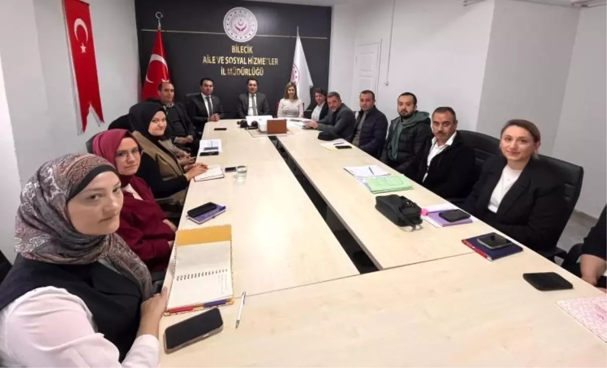 bilecikte sosyal hizmet merkezleri sorunlari masaya yatirildi axIbjApu.jpg