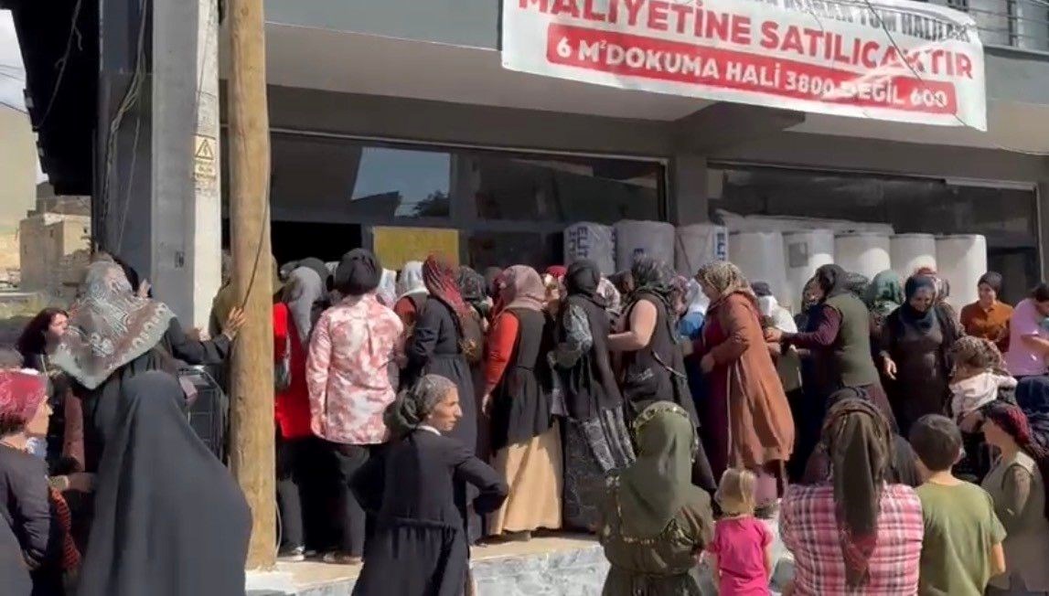 mardinde hali magazasinda indirim izdihama neden oldu yc9i9UTY