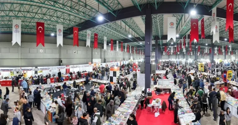 denizli-kitap-fuari-sona-erdi-U7tpZV45.webp