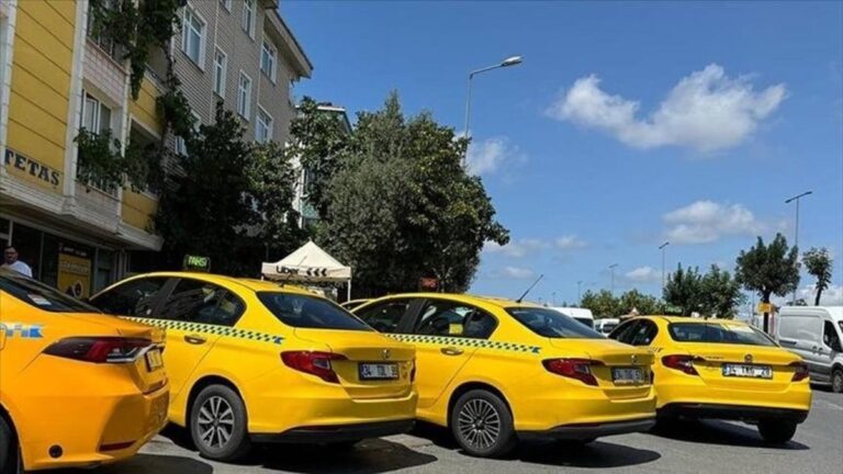istanbulda-yilbasi-oncesi-taksicilerden-yuzde-30-zam-talebi-weNadUdR.jpg