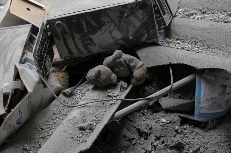 İran’da ABD ve İsrail Saldırıları Sonucu 82 Binden Fazla Sivil Yapı Zarar Gördü