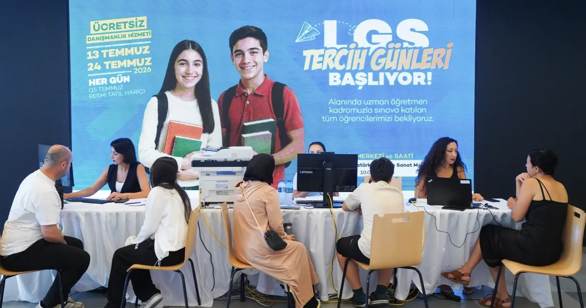 Beylikduzu lgs tercih doneminde ogrencilerin yaninda OiKXc3dT