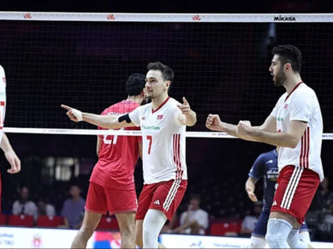 Filenin efelerinin rakibi belli oldu rvDC3cuv